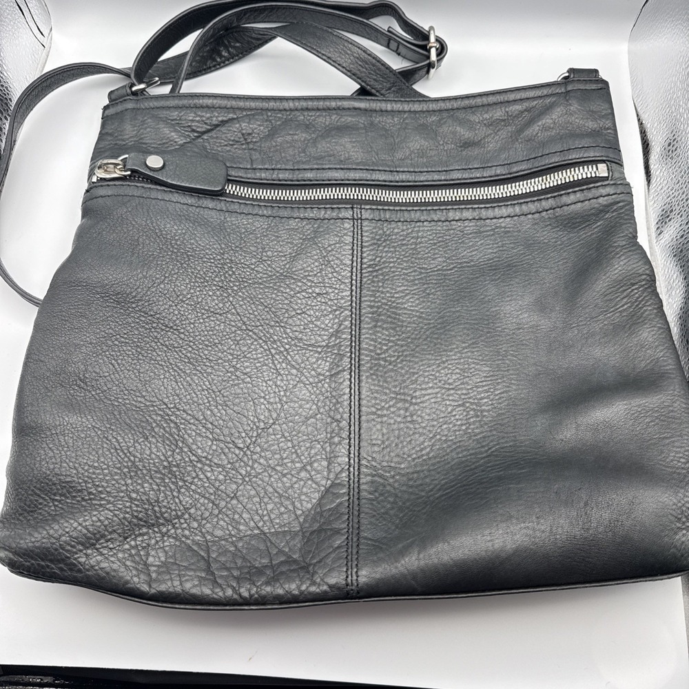 Margot Mary Scoop Double Zipper Crossbody Bag Black Leather Shoulder Purse
